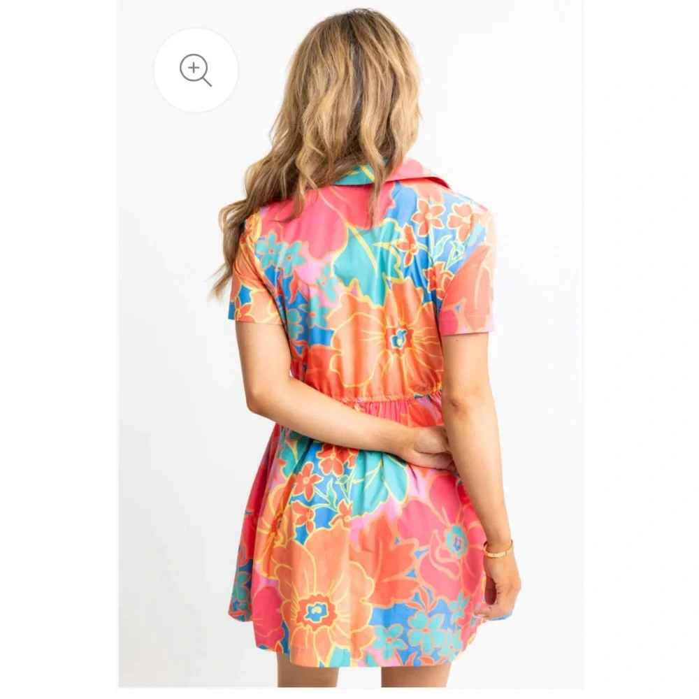 KARLIE Large Floral Weekend Cinch Waist Dress Size M -Super flattering and cute! - Picture 3 of 15